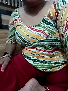 Menka_cut34 webcam