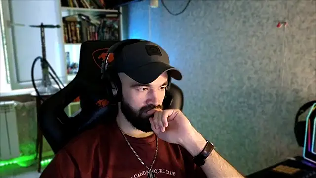 _Serious_Man webcam