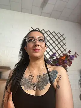 Modella: SALOME_KORLAND