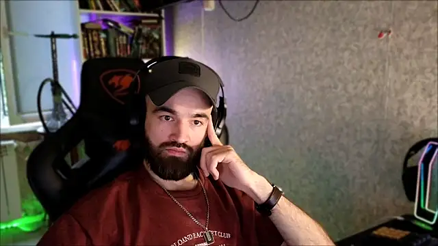 _Serious_Man webcam