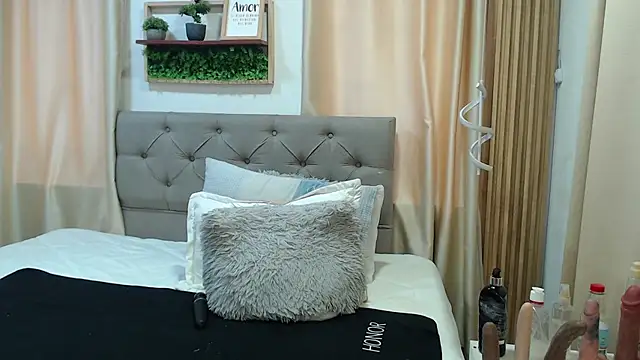 sasi_luna webcam