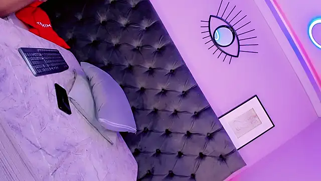 AngeliCute live cam on StripChat