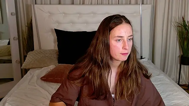 NadinnL webcam