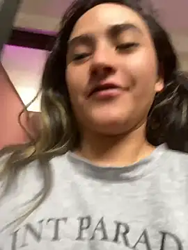 sophia_pink17 webcam