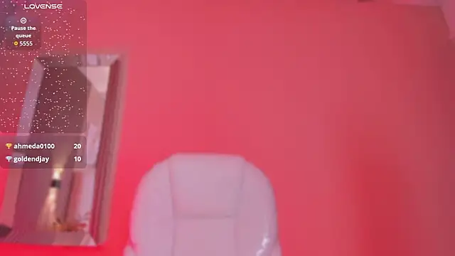 LisaLain webcam