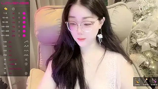 Monica-666888- webcam