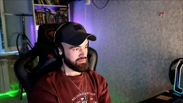 _Serious_Man webcam