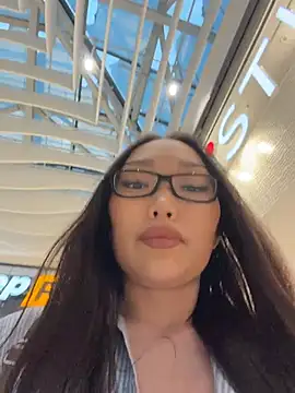 trytomakememoam webcam