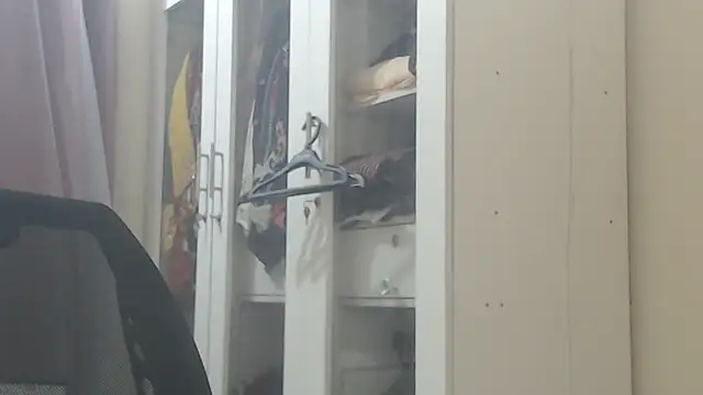 NancyRuvi webcam