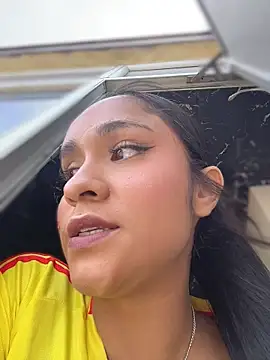 Isabella-Teen webcam