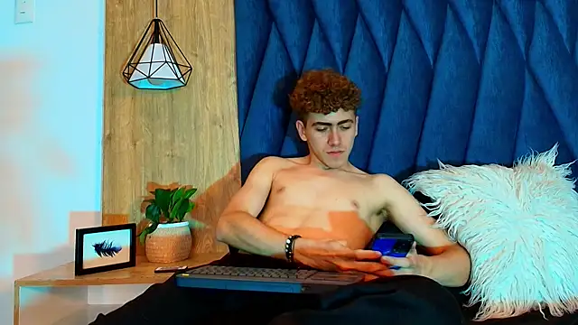 Tyler_Mcrey webcam
