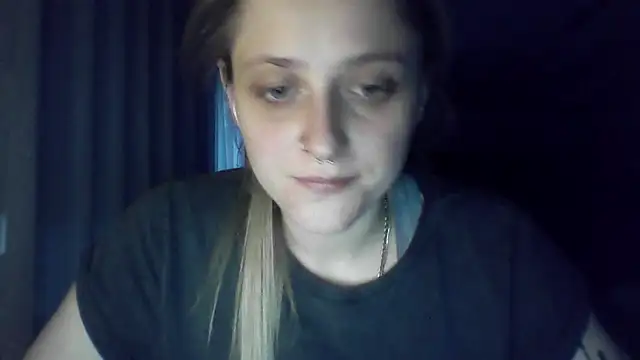 LeaWetGirl webcam