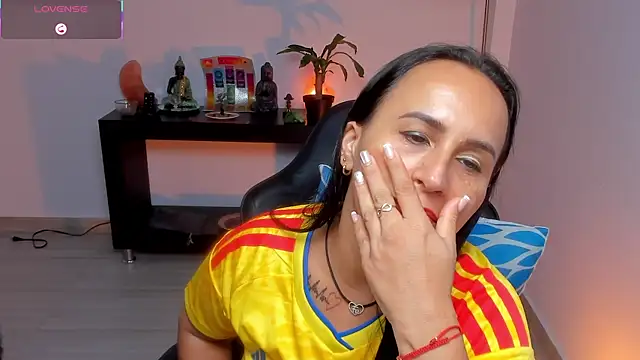 Sara_Charmy