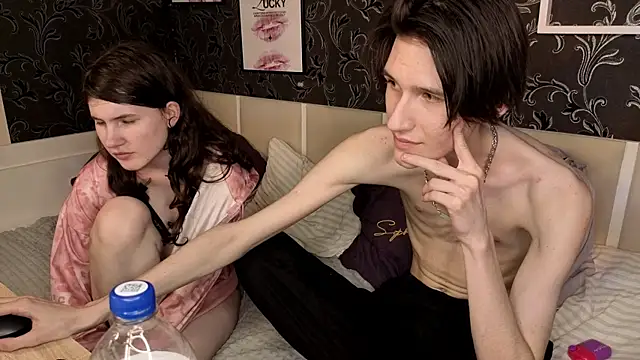 NoriMoore webcam