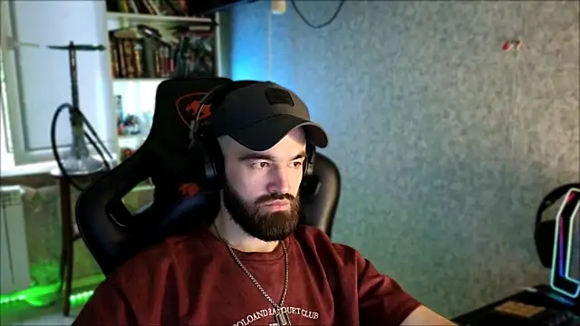 _Serious_Man webcam