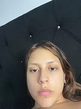 HayleyRoss_ webcam