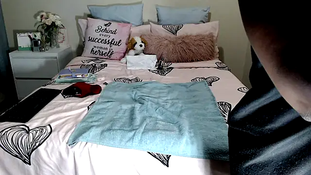 FitSelina66 webcam