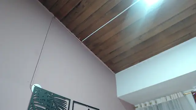 amara_rousse1 webcam
