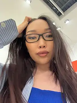 trytomakememoam webcam