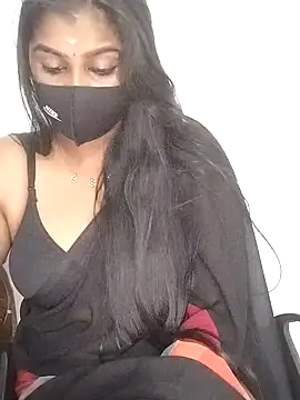 Tamil_Azhaghi webcam