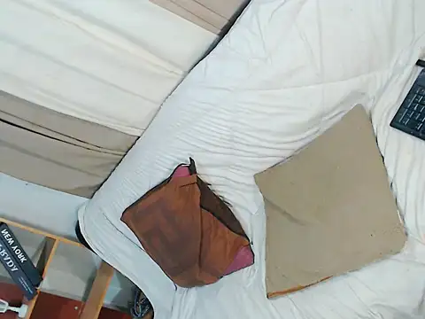 Savanna_White webcam