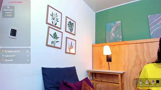 megansumer webcam