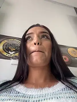 Sara-77 webcam