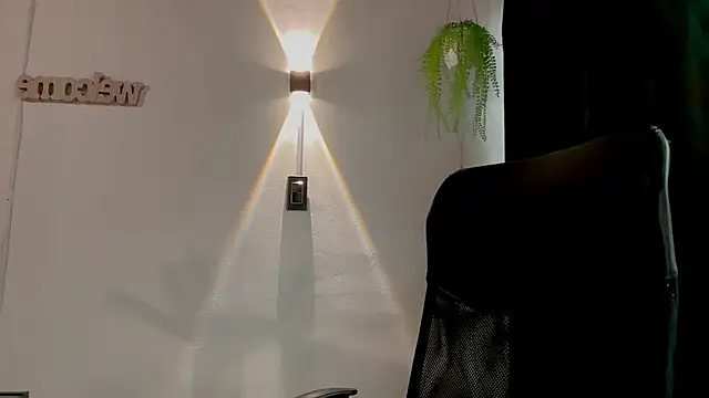 MarcellaGriffin webcam