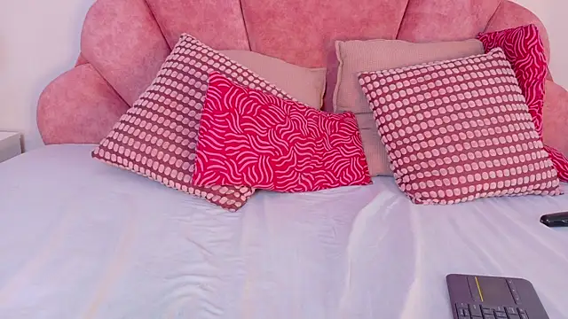 MyApril__ webcam