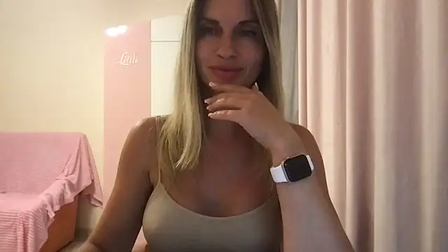 KarelliaStar webcam