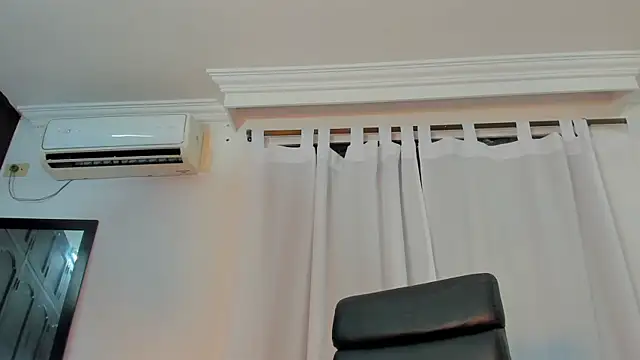 _foxy_00 webcam