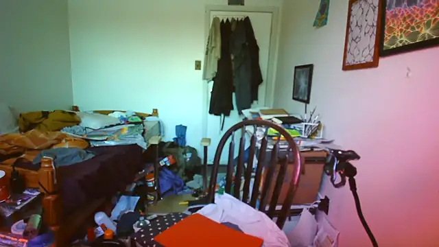 JohnnyMoves webcam