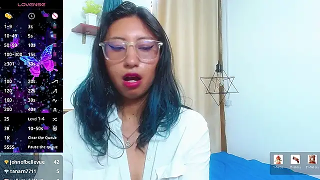 Violet_2003 webcam