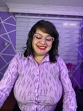 MiiaaJoness