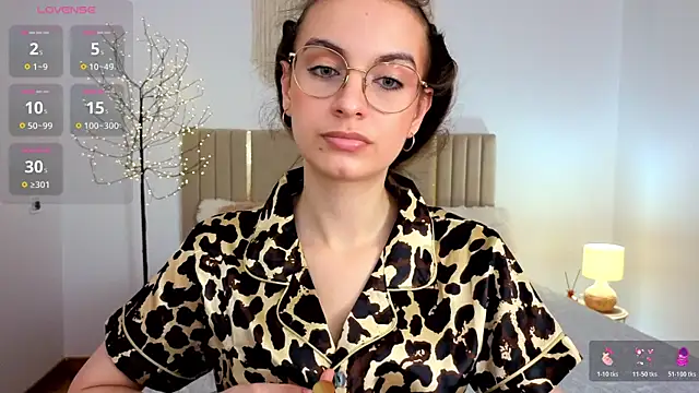 Real_cutie1 webcam