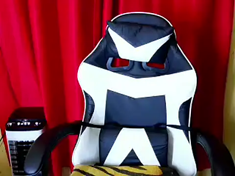lovelyxmorena webcam