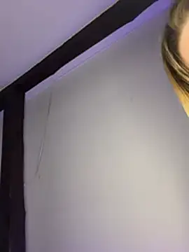 Zoey__08 webcam