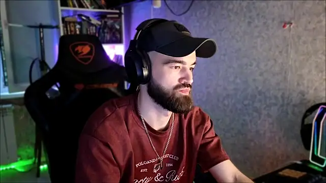 _Serious_Man webcam