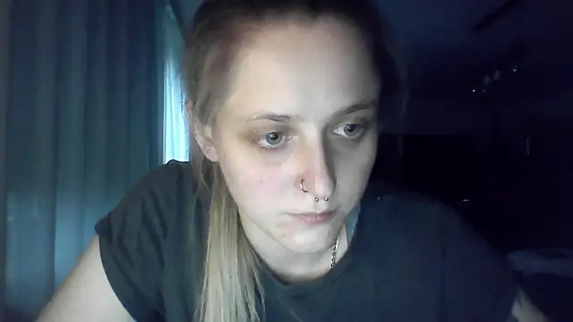 LeaWetGirl webcam
