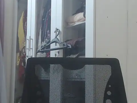 NancyRuvi webcam