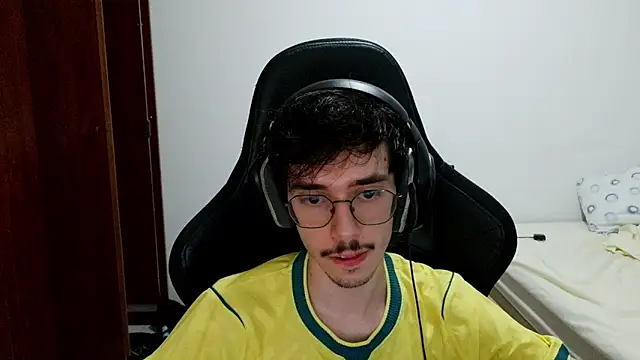 gabrielNovin17cm webcam