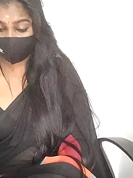 Tamil_Azhaghi webcam