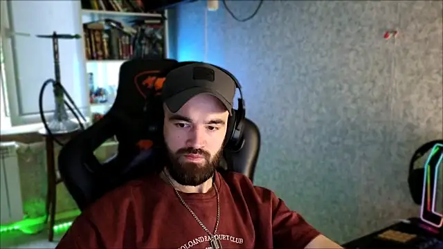 _Serious_Man webcam