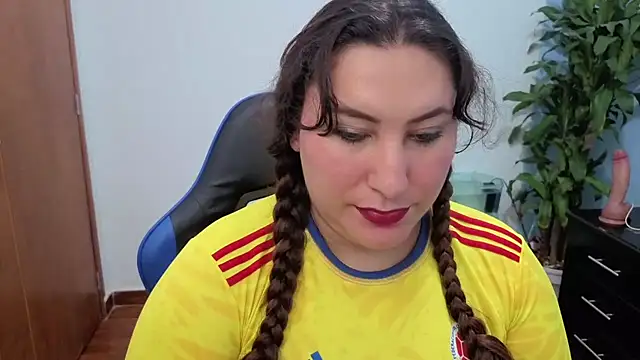 JANNAH_MARTINEZ live cam on StripChat