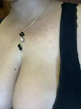 surbhi__9 - SURBHI__9's free webcam - UK Sex Cams