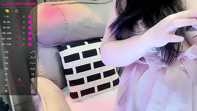 Monica-666888- webcam