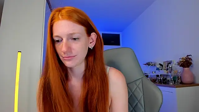Aliceginger99 webcam