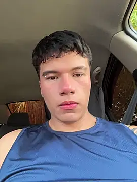 Logan_smith1 webcam