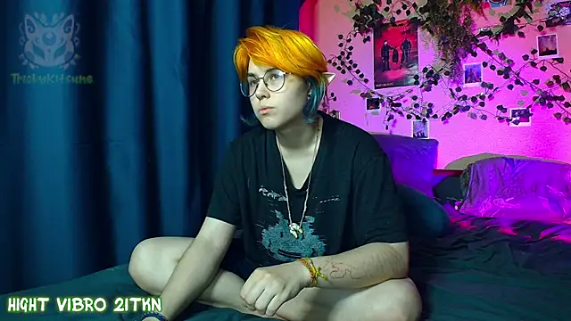 TrickyKitsune webcam