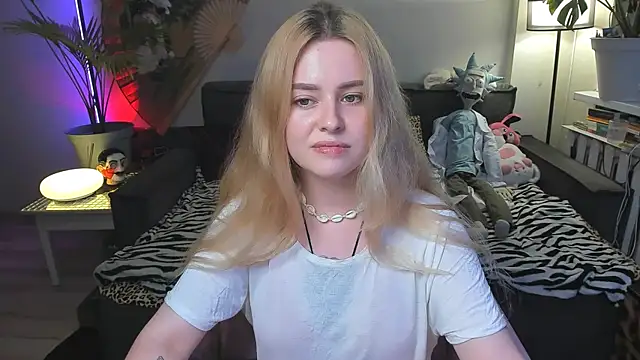 Alexa_Pirs webcam